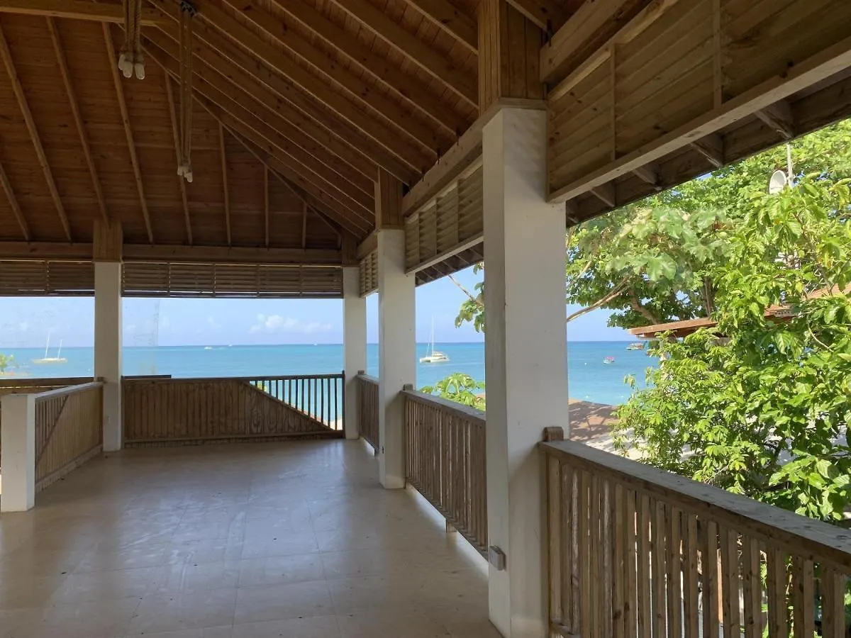 King Suite At Oceanview Resort In Jamaica - Enjoy 7 Miles Of White Sand Beach! Negril Villa
